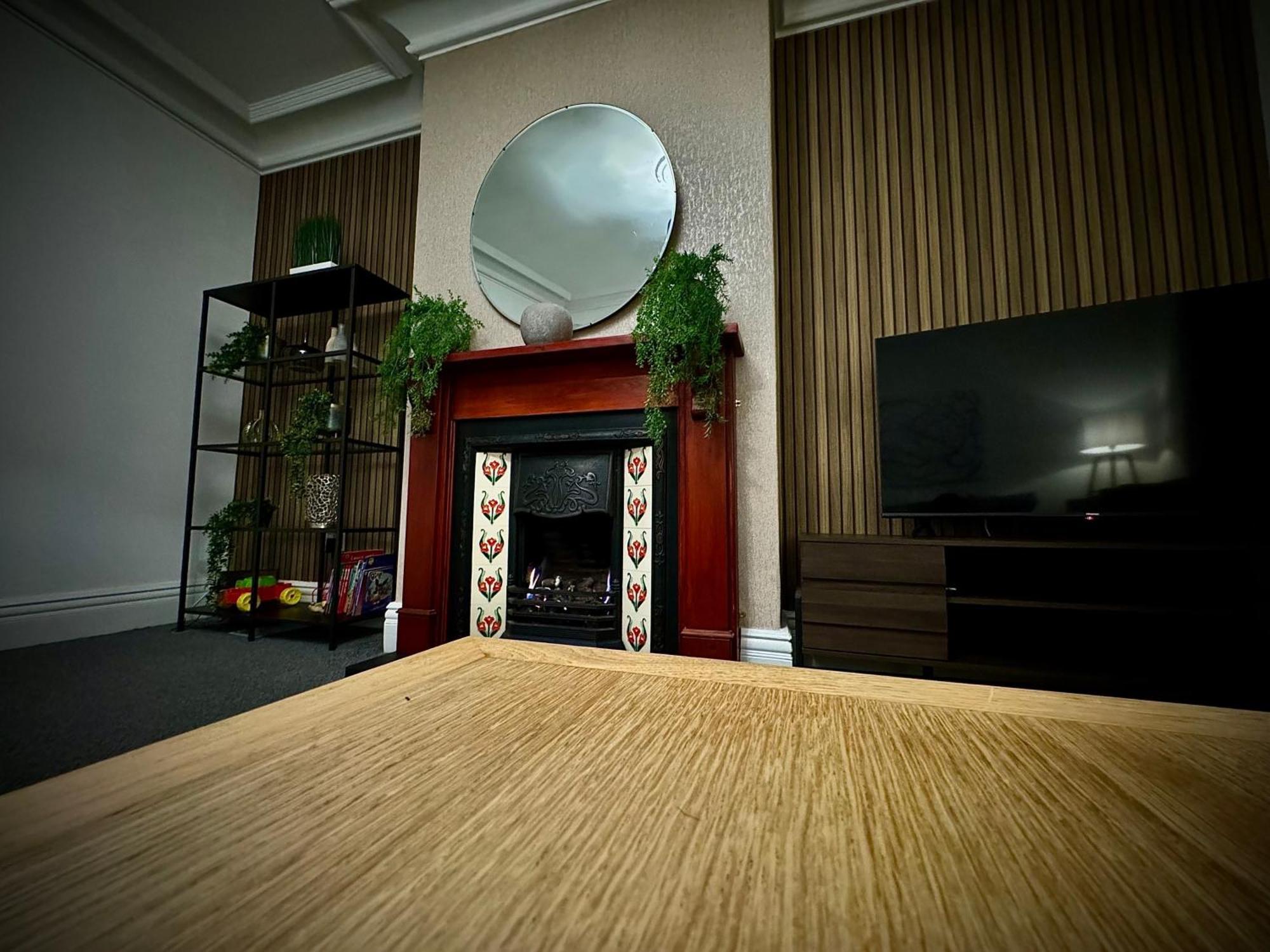Sleeps10-Parking-Garden-Hottub-Petfriendly Villa Blackpool Kültér fotó